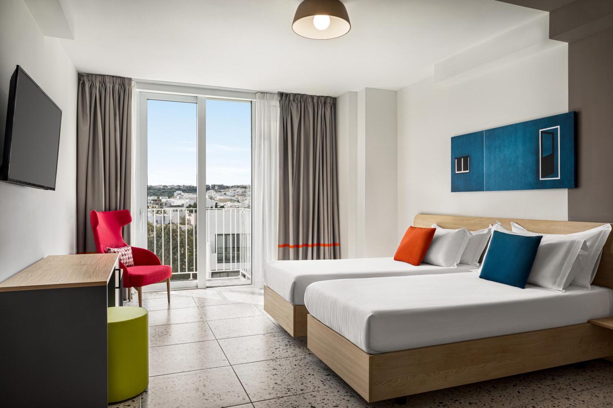 Quadro Hotel, Trademark Collection By Wyndham Saint Julian's Eksteriør bilde